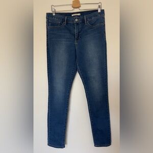 Levi’s 311 shaping skinny jeans